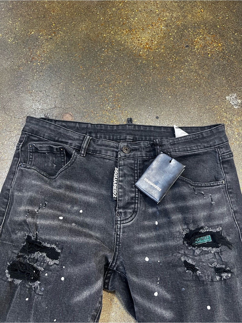 DSQUARED2 Black Distressed Paint-Splatter Jean Shorts